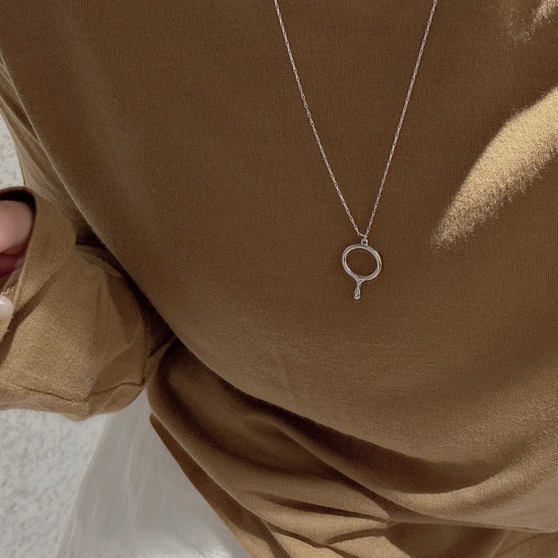 قلادة من الفضة الإسترلينية عيا - مراجعة Vintage Fashion Bloggers وسعره
